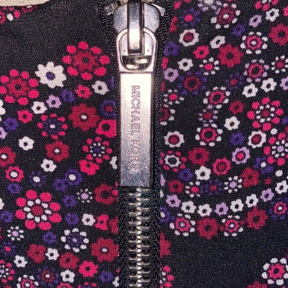 BX43 Michael Kors dress with ruffles - Picture 6 of 7